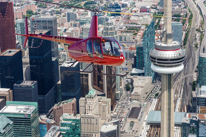 7-minütiger Hubschrauberrundflug über Toronto