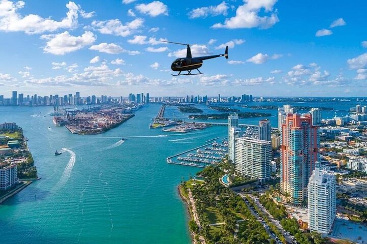 Tour privado en helicóptero Taste of Miami