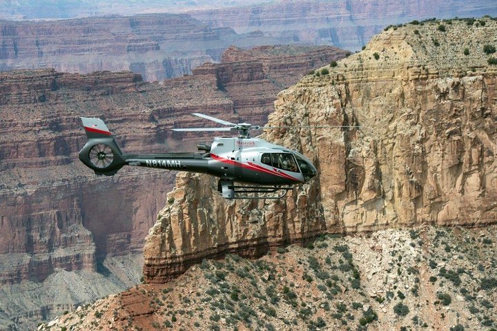 Vol en hélicoptère de 45 minutes au-dessus du Grand Canyon depuis Tusayan, Arizona