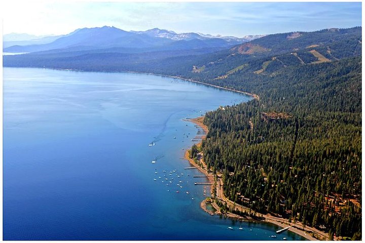 Tour en helicóptero por el lago Tahoe: rodee el lago