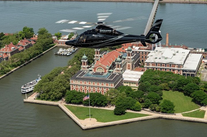 Hubschrauberrundflug über New York: Manhattan, Brooklyn und Staten Island