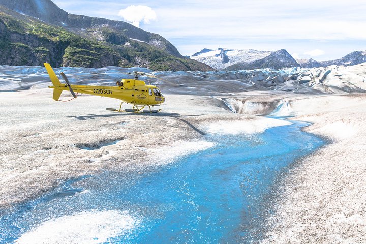 Vol en hélicoptère à Juneau et balade guidée sur la glace