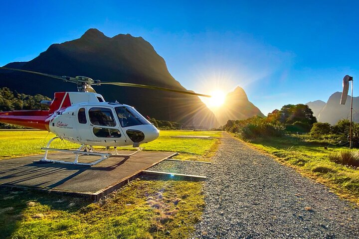Milford Sound Helikopterflug mit Gletscherlandung von Queenstown &#8211; 201