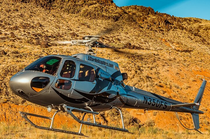 35 millas &#8211; Vuelo panorámico en helicóptero por el Parque Nacional Zion