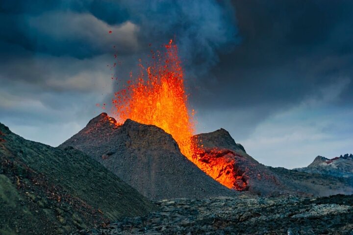 Volcán Fagradalsfjall: Tour en helicóptero en Islandia