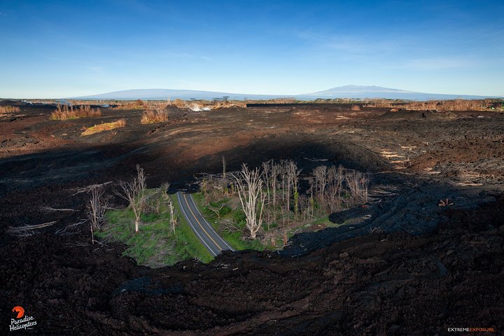 Volcanes y cascada extrema: vuelo en helicóptero de 45 minutos sobre volcanes